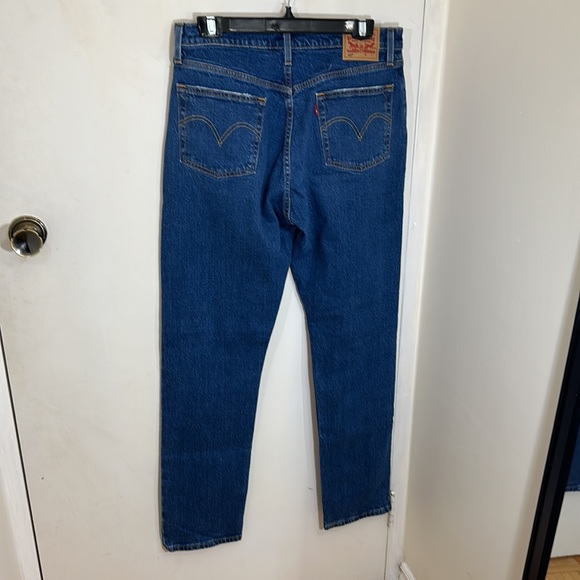 Levi’s Jeans - Picture 2 of 3